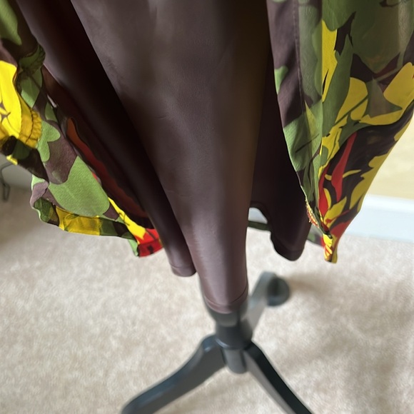 H & M - Picture 3 of 8